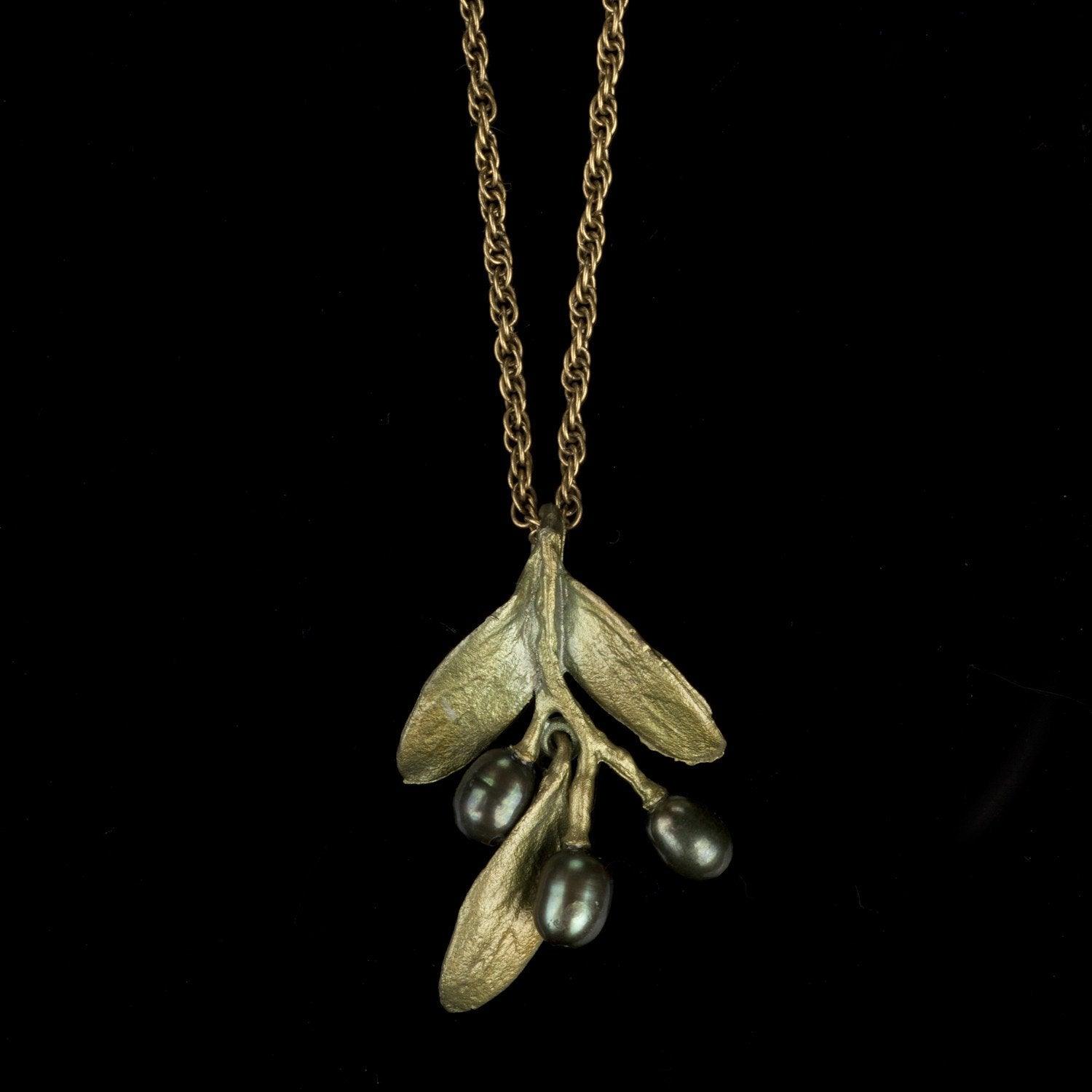 Olive Pendant – Michael Michaud Jewellery Japan