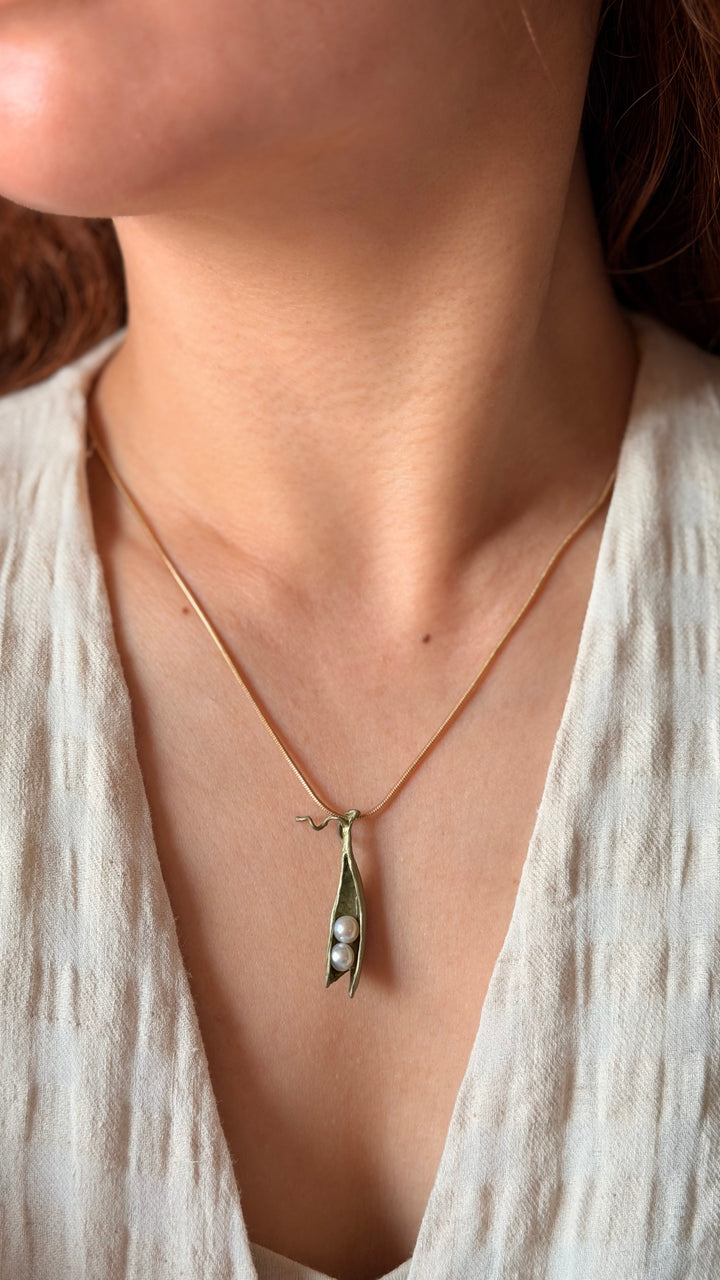 Pea Pod Pendant - 2 Pearls