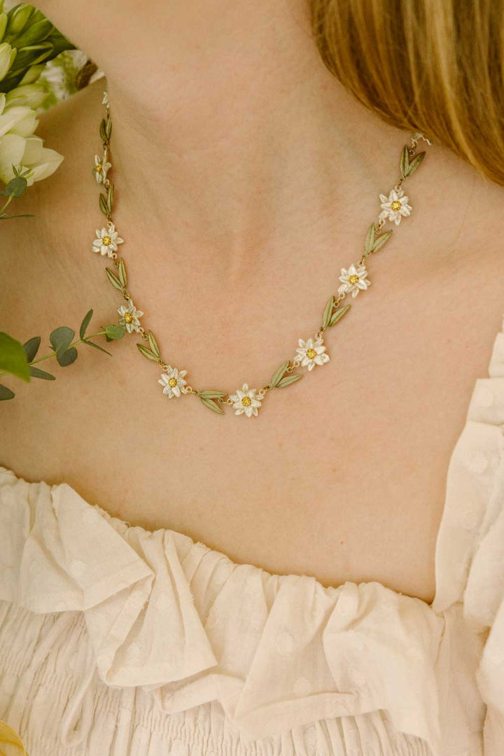 Edelweiss Necklace - Noble Statement
