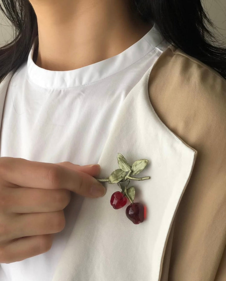 Delicious Apple Brooch