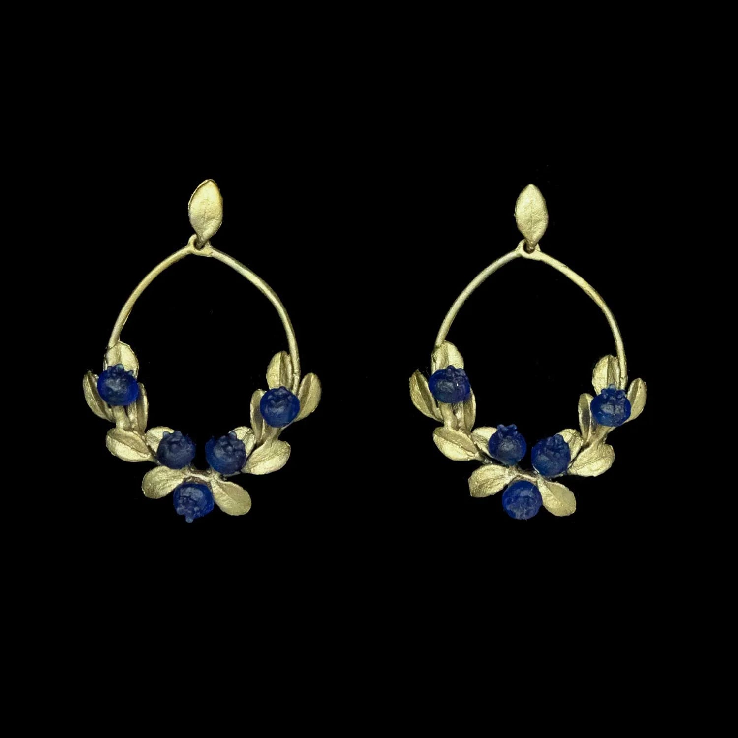 プチブルーベリー オーバルポストピアス / Petite Blueberry Oval Post Earrings