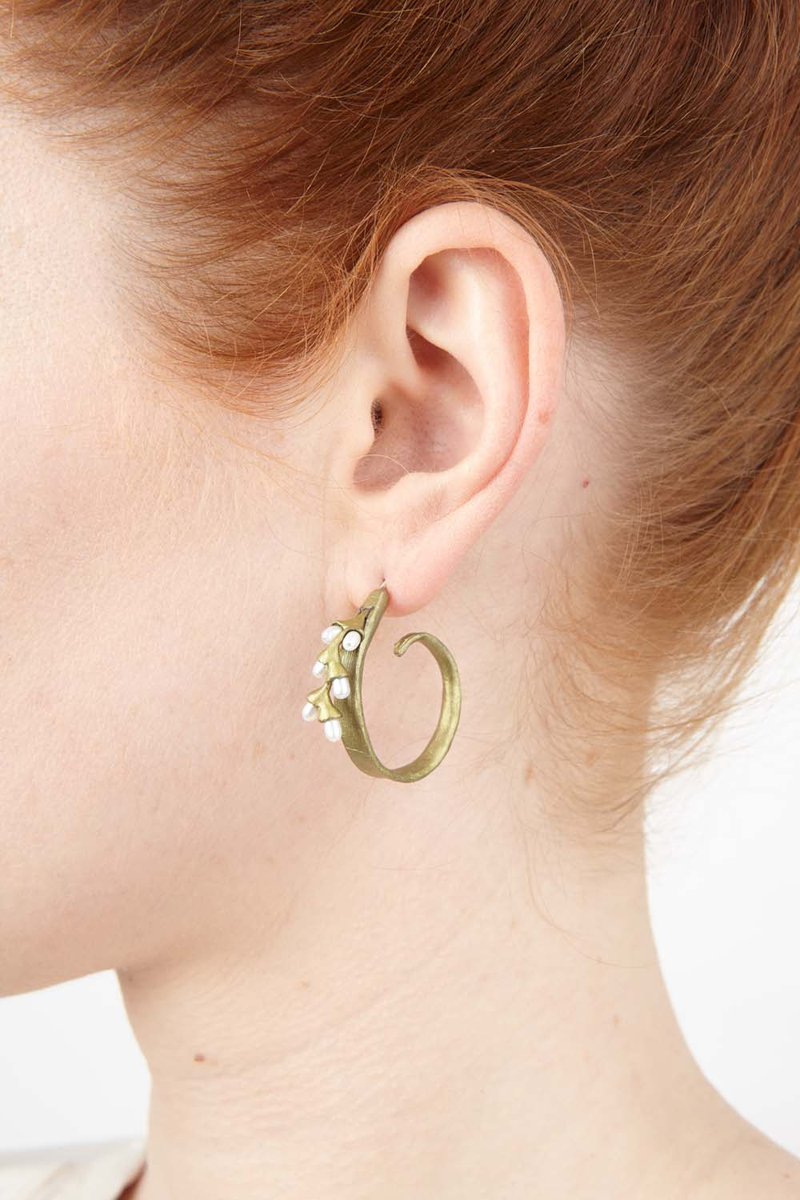 ライス ピアス - パールフープポスト / Rice Earrings - Pearl Hoop Post