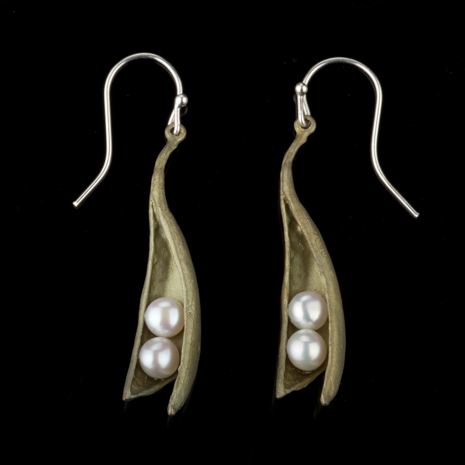 エンドウ ドロップピアス - 2個のパール / Peapod Drop Earrings - 2 Pearls