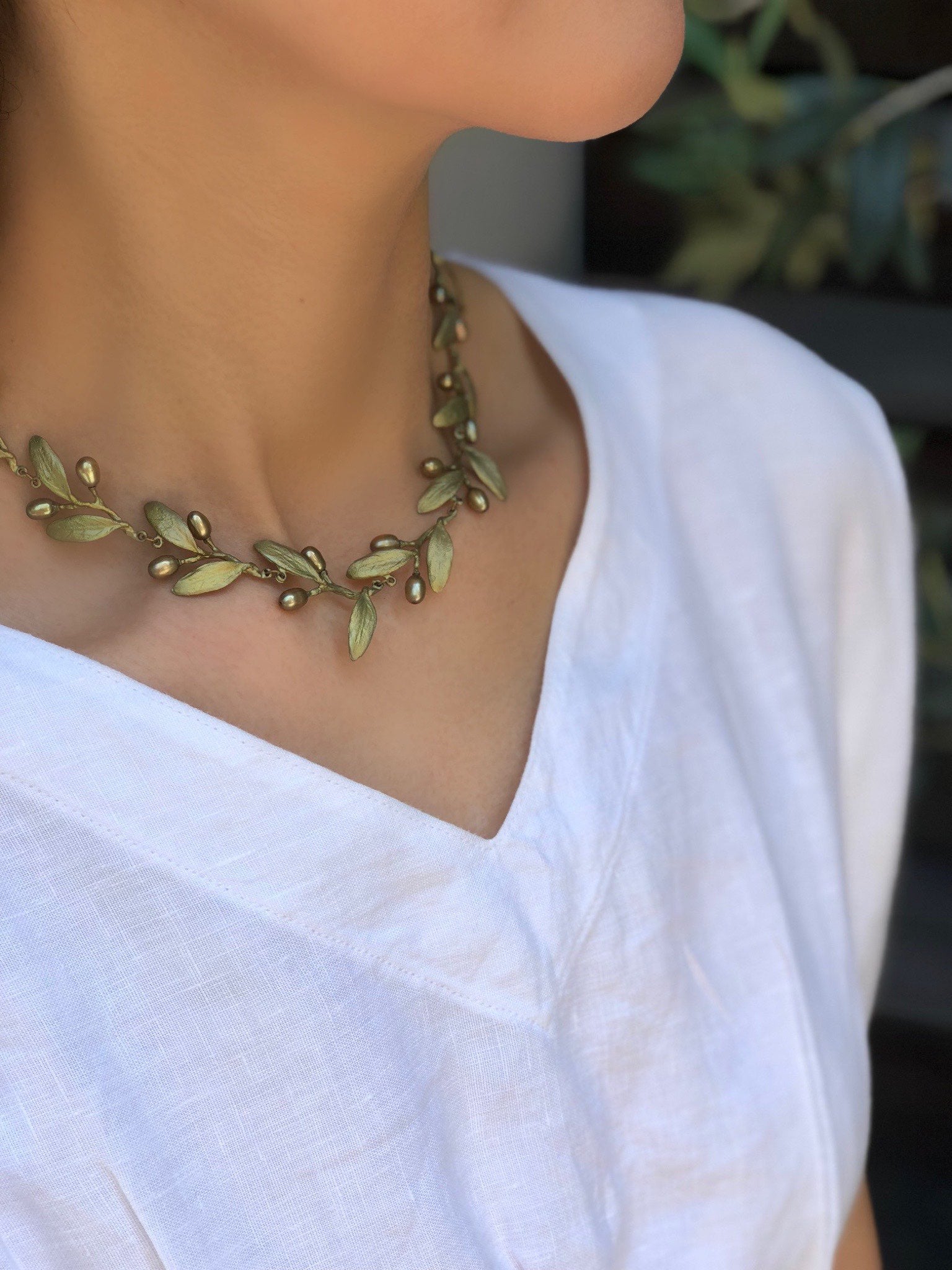 オリーブのネックレス / Olive Necklace